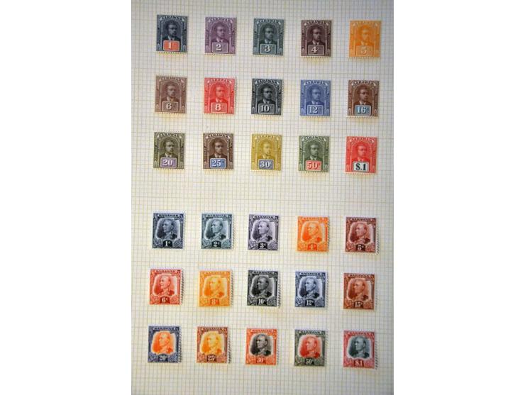 Hulpuitgifte 40 en 60 cent w.b 102 met plaatfout zonder punt op I en 103 met inham in Z, certificaat van Dr. Louis 1995 en NV