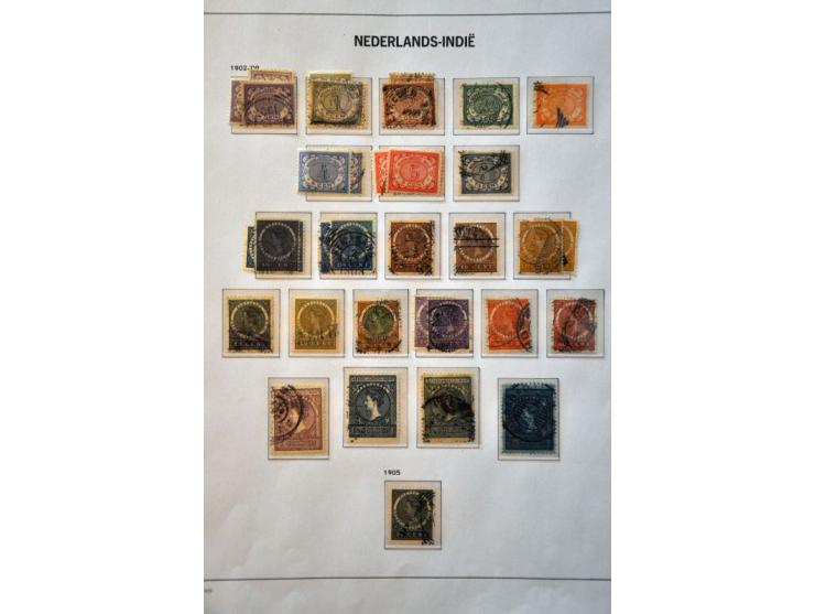 meerdere collecties 1869-1983 deels zowel  gestempeld als */** verzameld met betere ex. in 6 Davo albums, 2 ringbanden, en  i