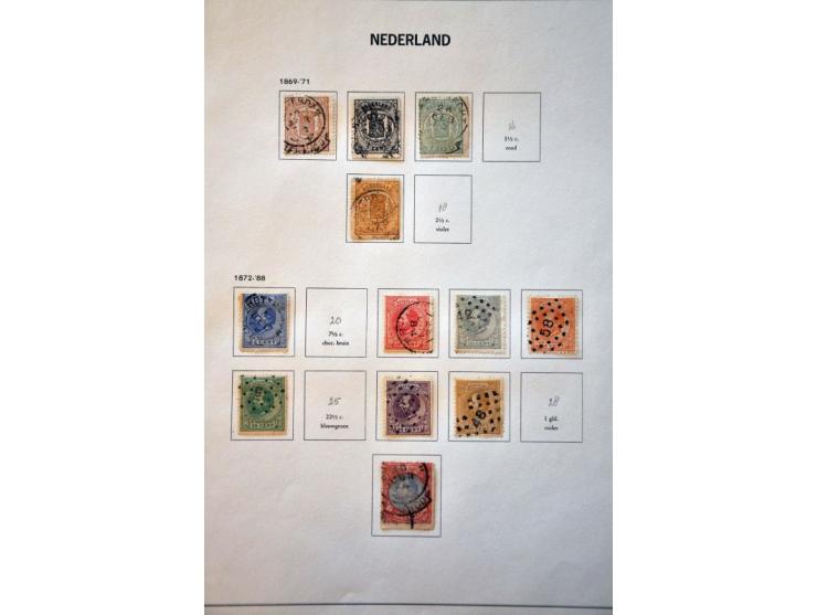 collectie 1852-1990 gestempeld met o.a. nrs. 104-105, 130-131 en Meeuwen in Davo album