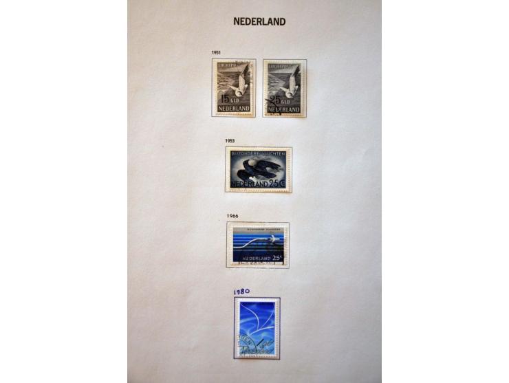collectie 1852-1990 gestempeld met o.a. nrs. 104-105, 130-131 en Meeuwen in Davo album