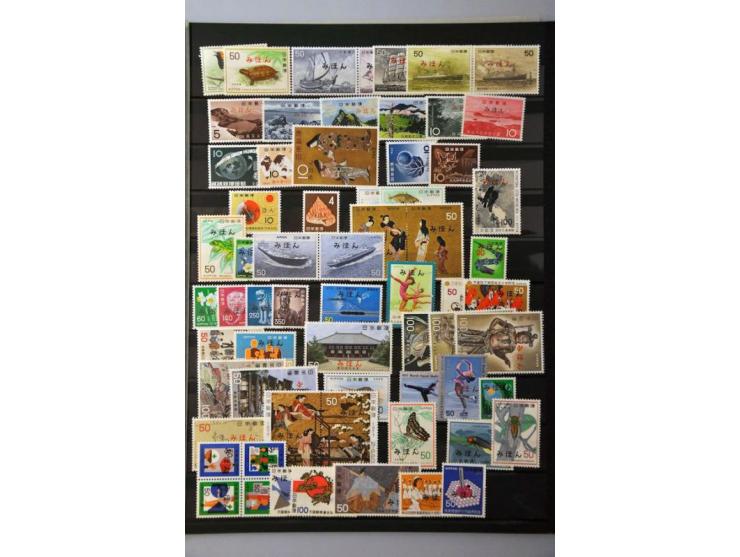 collection stamps with Mihon (specimen) overprints ** on stock pages