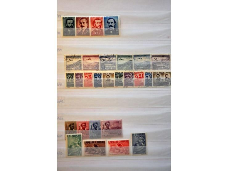 collection 1913-2007 collected */** and used including imperforated in 2 Lindner ring binders and 5 stockbooks