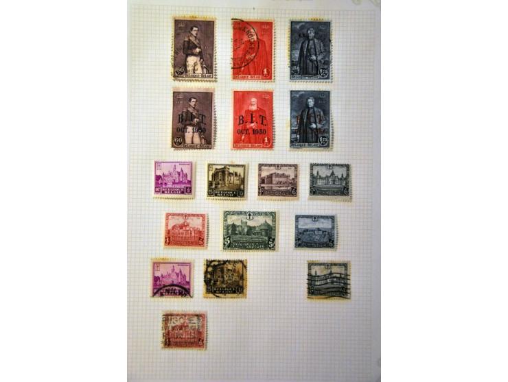 collectie 1849-1964 gestempeld en * met betere ex. en series (deels getint) in blanco album 