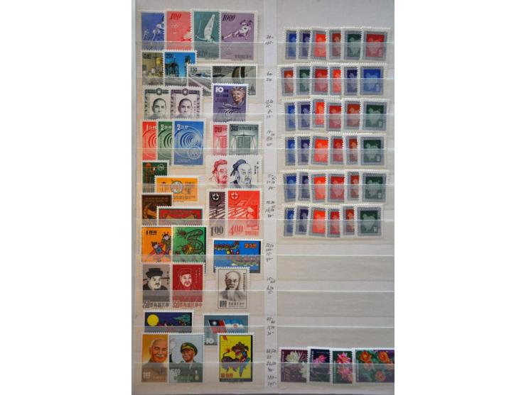 (*) and ** with better sets including Emperors 1962 (2x) in stockbook