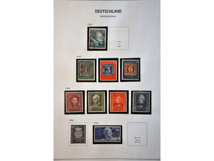 collection from 1872 onwards used, later */** including Reich, Bund, Berlin, Occupation etc. in 2 Davo albums 