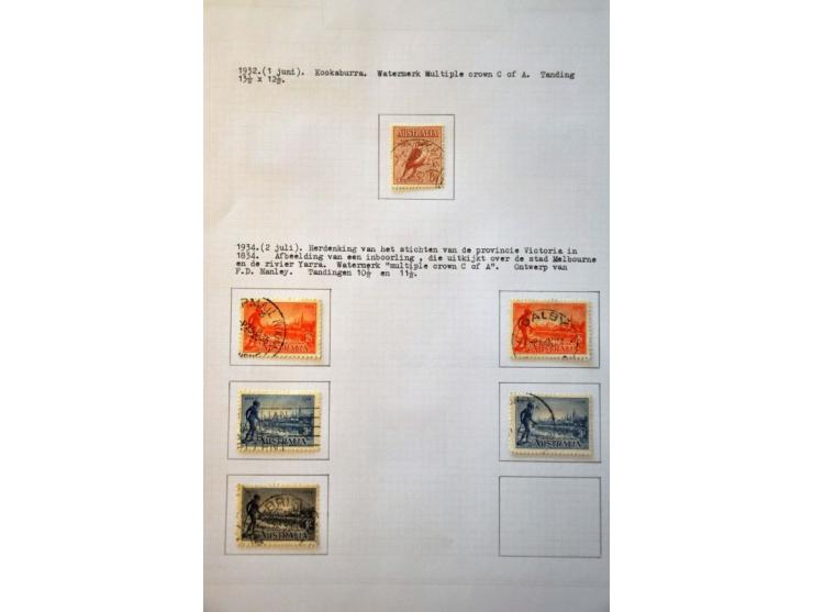 collection 1913-1999 mainly used with better ex. (5/- Harbour bridge c.t.o.), officials, booklets etc., neatly described in 5