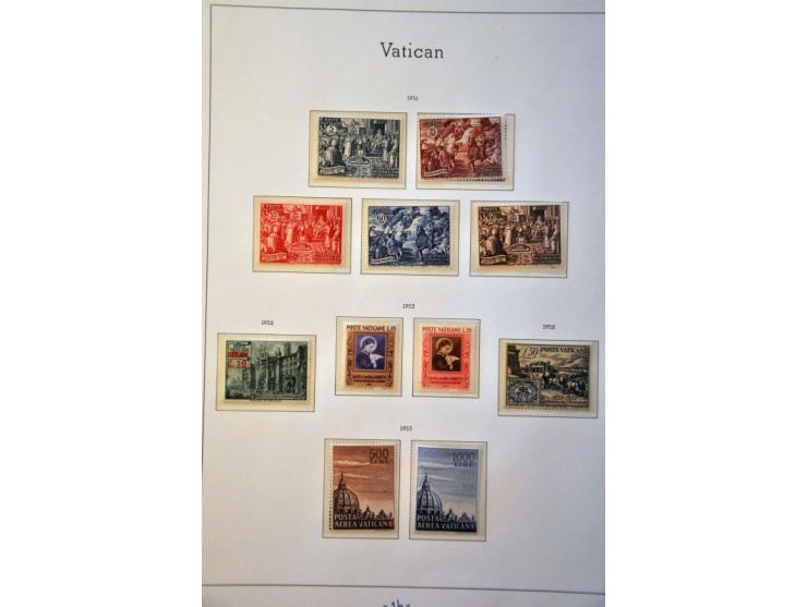 collection 1929-2005 */** including better sets and mini sheet no. 1 in 2 Leuchtturm albums 
