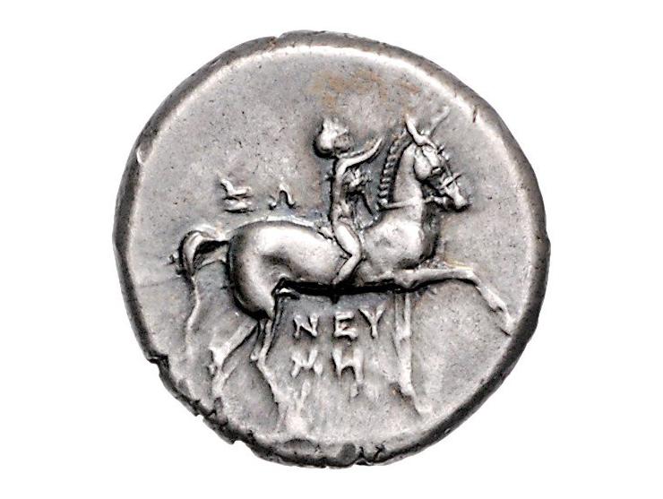 Griekse munten Calabria, Tarentum, Nomos ca. 302-280 BC, AR 6.64 g. - Obv: Boy on horse facing right with Ω above and ΝΕΥ / Μ