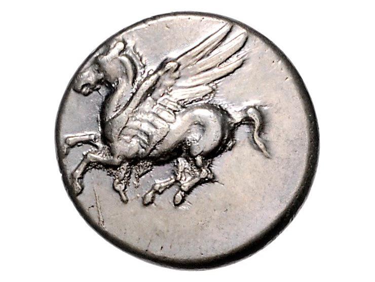 Griekse munten Corinth, Stater ca. 345-307 BC, AR 21 mm, 8.5 g. - Obv: Pegasus flying left with straight wings - Rev. Head of