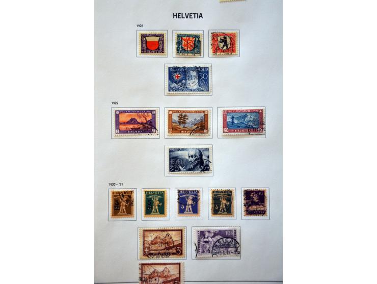 collection 1862-2012 mainly face value in 2 Davo albums and stockbook