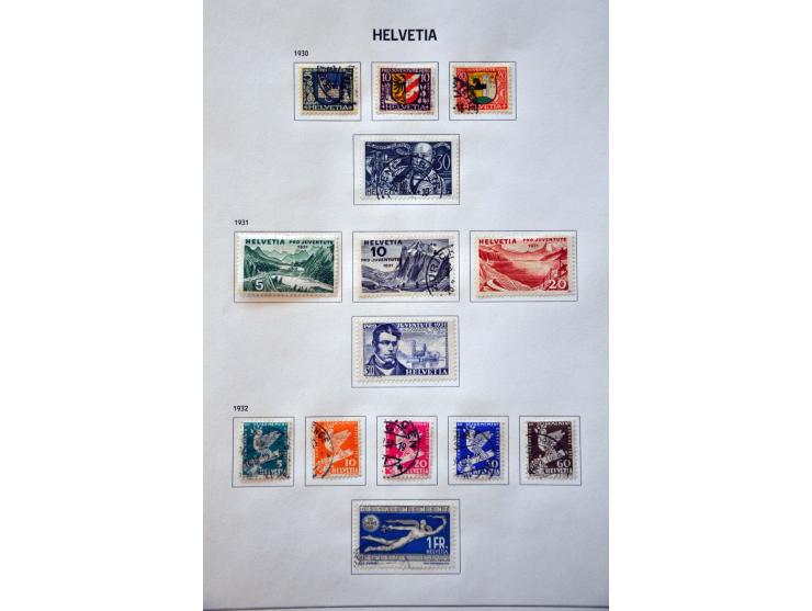 collection 1862-2012 mainly face value in 2 Davo albums and stockbook