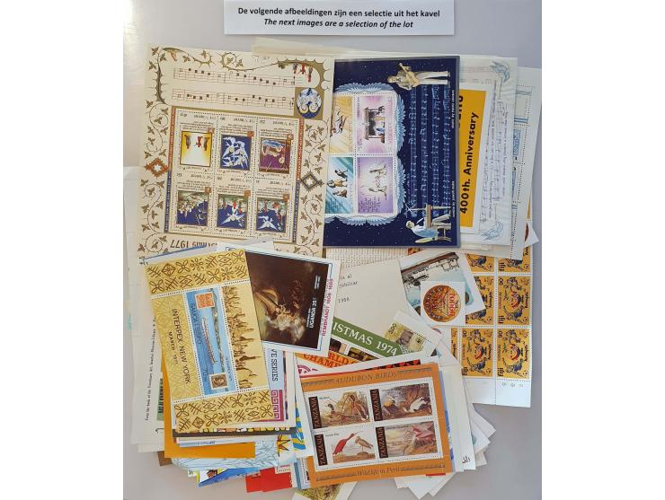 miniaturesheets, many thousands mainly */** with a.o. British Commonwealth, Belgium, CEPT etc. in box