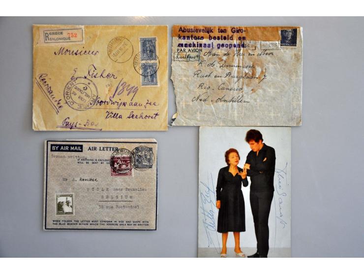 over 250 covers with many better items including autographs, illustrated covers, picture postcards etc. in shoe box