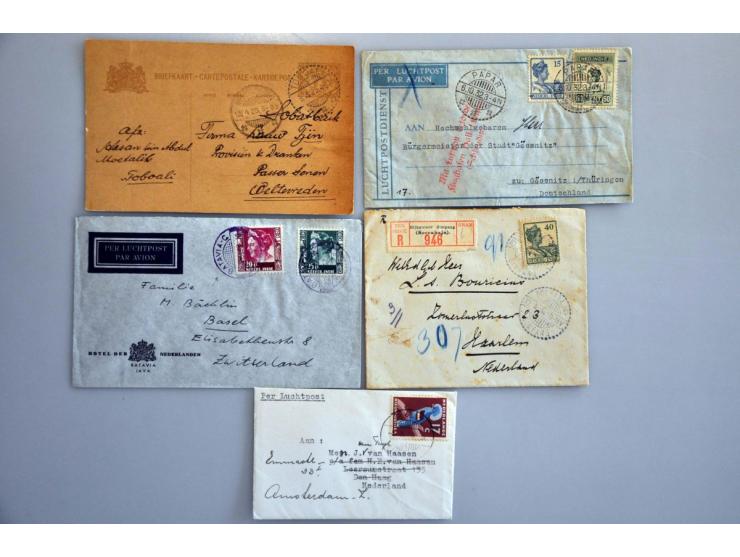 post(waarde)stukken, ruim 250 ex. w.b. stempels (o.a. kleinrond, puntvlak, kortebalk, noodport stempel Batavia), luchtpost, p
