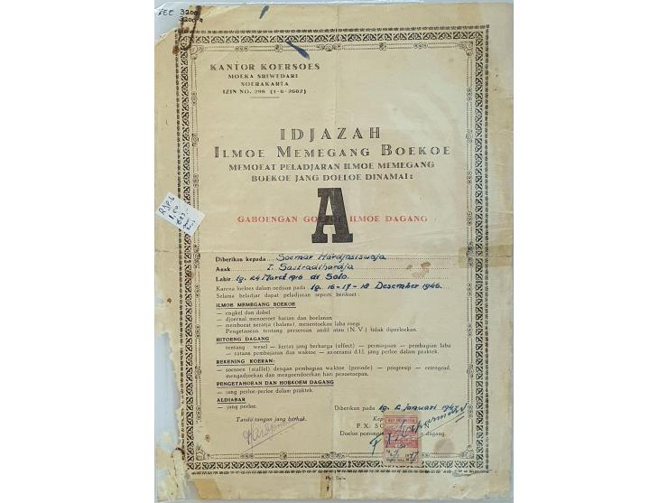 fiscaalzegels zowel los als op stuk w.b. variëteiten, loon- en inflatiezegels, veldelen etc. in doosje