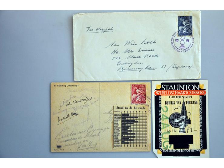 motief Schaken ca. 50 poststukken w.b. Wereldschaaktoernooi Groningen 1946 met herdenkingsblad waarop handtekening winnaar Bo