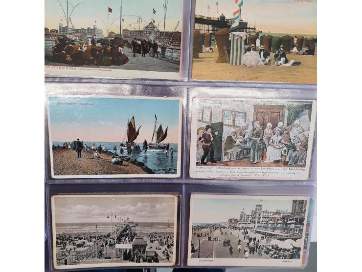 600 ansichtkaarten van Scheveningen meest voor 1940 in 2 grote albums