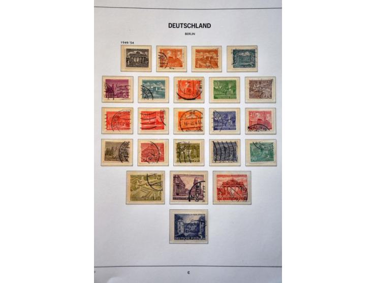 collection 1948-1990 used and */** complete including Mi. no. 33 used signed by Schlegel, miniature sheet no. 1 etc. in Davo 