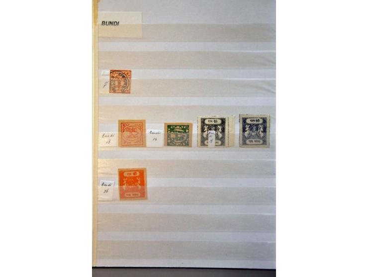 and States, stock from 1854 onwards mostly used in mixed quality in 2 stockbooks 