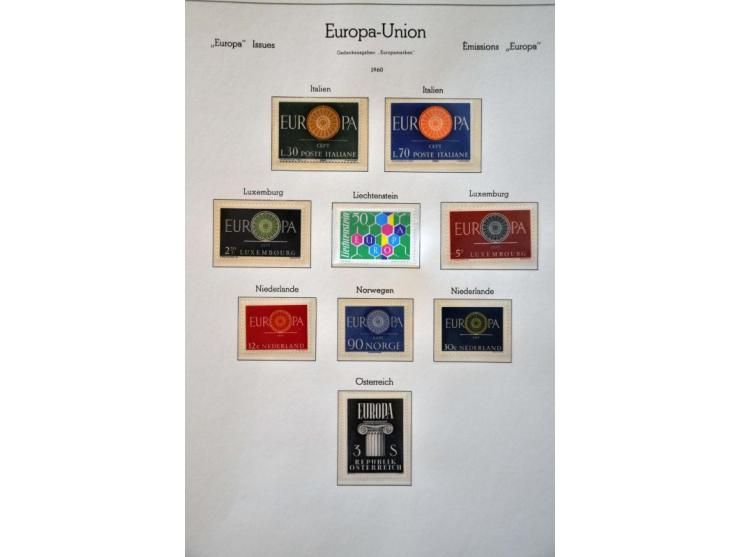 collection 1956-1991 mainly ** including large number of sheetlets in 9 Leuchtturm binders in large box