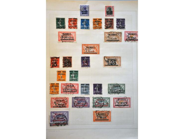 collection with better ex. (some stamps stuck to the album leaves) in 3 Schaubek albums 