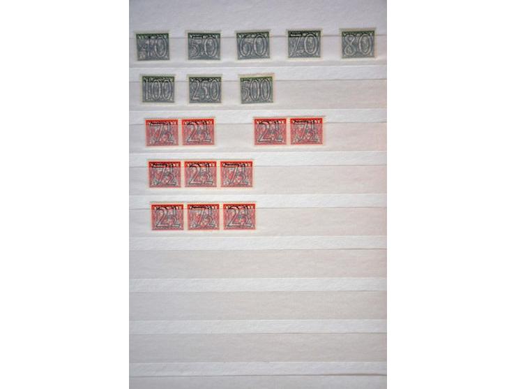 collectie 1852-1940 meest ** in gemengde kwaliteit w.b. nagegomd met o.a. nrs. 4, 42, 49, 50-79 etc. op insteekbladen