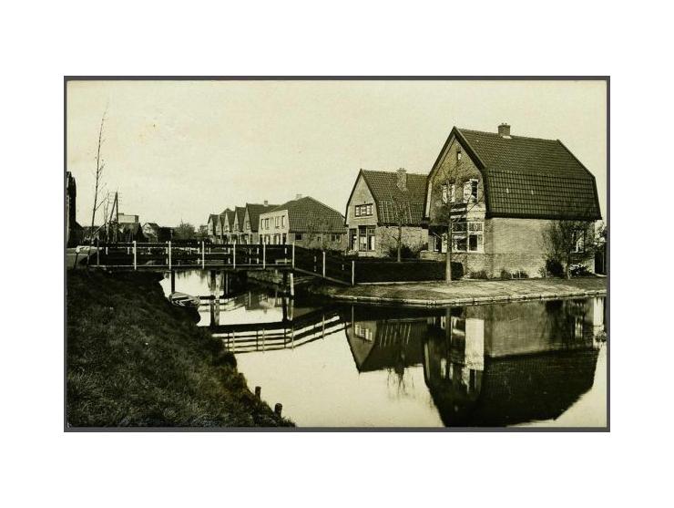 ca. 80 ex. meest fotokaarten w.b. beter en extra iets foto's