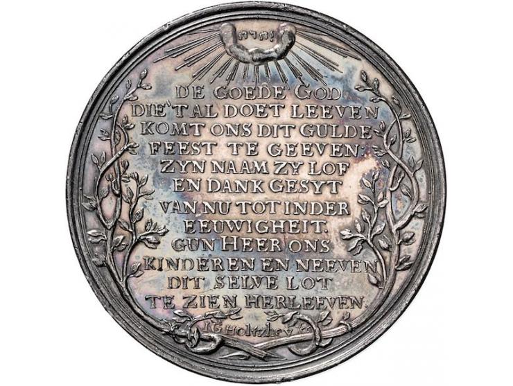 Familiepenning, 1767,  50-jarig huwelijk Gerrit Hooft (burgemeester Den Haag) en Hester Hinloopen, door Holtzhey, zilver 38,2