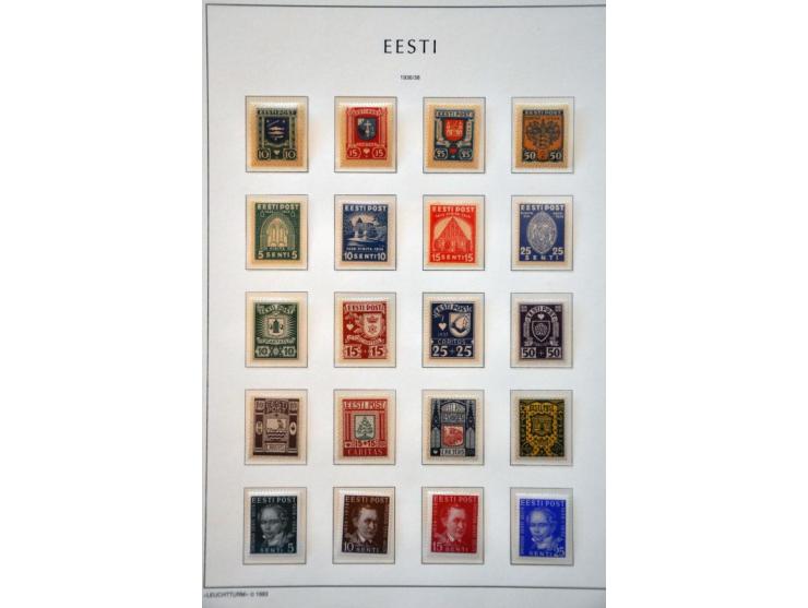 collection 1918-1940 with better stamps, sets and miniature sheets in binder
