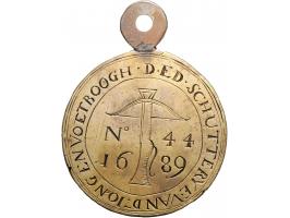 Historiepenningen 's-Hertogenbosch, 1689, Voetboogschutters nr.44, messing met aangezet oog, 49,2mm ZF