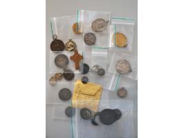 European countries various religious medals etc. in small box