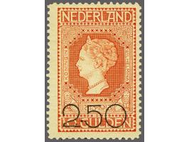 Opruimingsuitgifte 2½ op 10 gulden met de plaatfout punt links onder 1e N, cat.w. 780