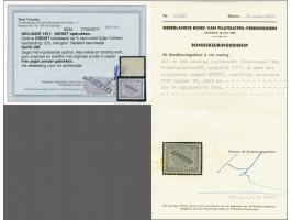 ½ cent lila met variëteit kopstaande opdruk en druktoevalligheid kleurvlekje met certificaten Ned. Bond 1967 en Vleeming 2017