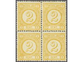2 cent okergeel tanding 12½ x 12 grote gaten in blok van 4 waarin 2 ex. postfris (1 ex. licht potlood en 1 ex. eigendomsstemp