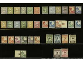 Cijfer en Wilhelmina ½ cent t/m 2½ gulden, nr. 103 achterzijde getint en plakkertje gehad, nr. 108 achterzijde getint, nr. 12
