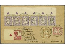 ½ cent violet in strip van 6 met velrand, letter A, 2 cent bruin en 5 cent roze, cijfer met 10 cent Wilhelmina, alle kortebal