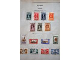 collectie vanaf 1852 met beter materiaal w.b. Nederland nr. 1 met mooi Hattem C en nr. 101 in deels gemengde kwaliteit in 3 o
