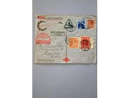 luchtpost, collectie van ca. 90 poststukken met beter materiaal w.b. enkele ijspostvluchten, keurig opgezet en beschreven in 