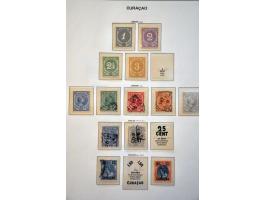 collectie vanaf 1864 met enkele betere ex. en series (w.b. Bernardfonds gestempeld, En Face Antillen *) in 3 Schaubek klemban