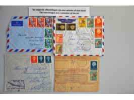 collectie van ruim 60 poststukken w.b. UNTEA, enkele bestelhuisstempels, prentbriefkaarten etc. in 2 ringbanden
