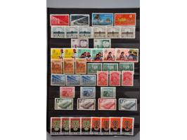 Peoples Republic, mostly mint including Mi. nrs. 330-334 (30 sets), block Mi. nr. 5 used and some Taiwan in binder
