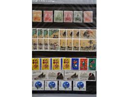 Peoples Republic, mostly mint including Mi. nrs. 330-334 (30 sets), block Mi. nr. 5 used and some Taiwan in binder