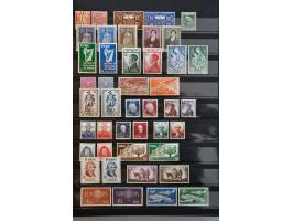 collectie 1922-2009 w.b. beter ex. vanaf 1949 overwegend ** in insteekboek
