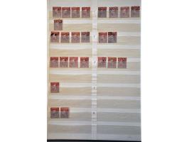5 cent blauw en 10 cent karmijn, voorraad gestempeld deels op positie gesorteerd. Totaal ruim 2300 ex. w.b. paren, strippen, 