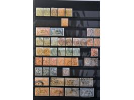 collection mainly */** starting with the classics and with many better sets, stamps and minisheets in 26 albums or stockbooks