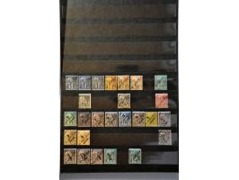 collection mainly */** starting with the classics and with many better sets, stamps and minisheets in 26 albums or stockbooks