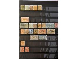 collection mainly */** starting with the classics and with many better sets, stamps and minisheets in 26 albums or stockbooks