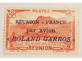 with classics and better material from a.o. Post Offices in China and Reunion (including Roland Garros signed Calves) in 3 st
