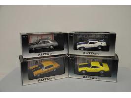 Ford Falcon XC Cobra Option 1997, AutoArt, 1:43, white/blue, Neartly Mint (outer carton slightly damaged, stickers on tires),
