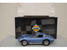 Chevrolet Corvette Stingray, Exoto, 1:18, blue, Near Mint (has been out of box, outer carton slightly damaged).